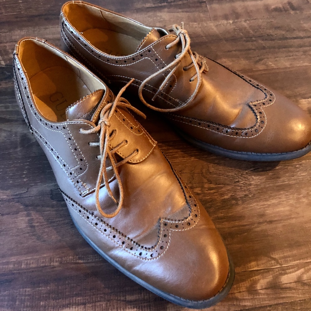 GUESS Brown Oxford Shoes